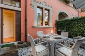 Casa Vera, exquisite 2 bedrooms 2 baths apartment with garden, A/C, close to Parking